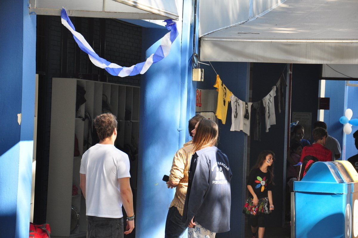 https://chazit.com/porto_alegre/../fotos/fotos_site/2012/1semestre/Iom Haatzmaut/158.JPG